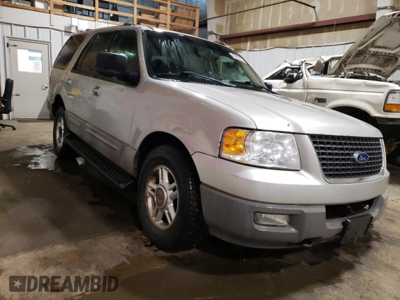 2003 Ford Expedition XLT Value with VIN 1FMPU16W33LB05943, listed as a Copart auction lot 53588195 with 249,437 mi miles and Clean Title. Bid and sale history available at carsss.com. Image 4.