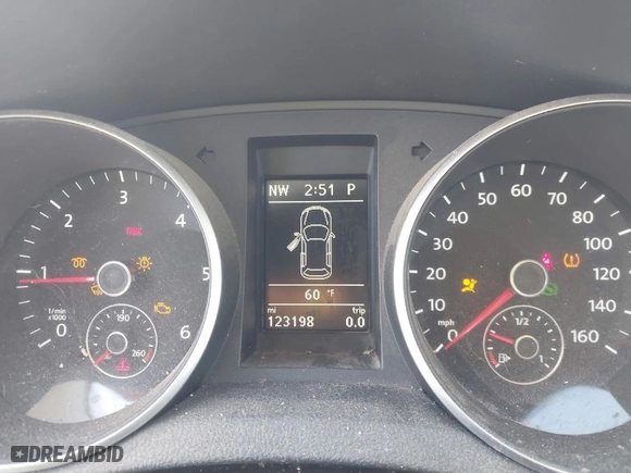 2013 Volkswagen Jetta SportWagen TDI w/Sunroof & Nav with VIN 3VWPL7AJ9DM611277, listed as a IAAI auction lot 41747569 with 123,198 mi miles. Bid and sale history available at carsss.com. Image 7.