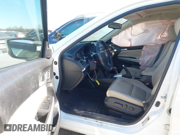 2014 Honda Crosstour EX-L with VIN 5J6TF1H52EL002561, listed as a IAAI auction lot 41287461 with 98,096 mi miles. Bid and sale history available at carsss.com. Image 5.