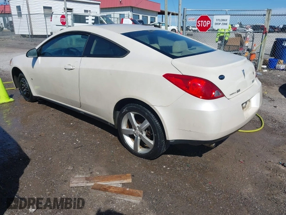 2008 Pontiac G6 GT z VIN 1G2ZH17N584200520, wystawiony jako IAAI lot #41802537 z przebiegiem 180 810 mil mil oraz . Historia ofert i sprzedaży dostępna na DreamBid. Obrazek 3.