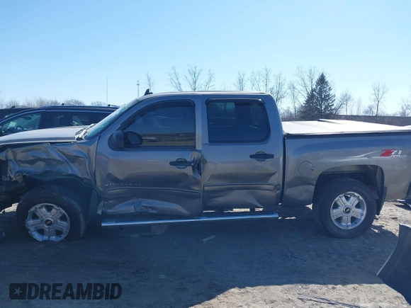 2013 Chevrolet Silverado 1500 LT with VIN 3GCPKSE79DG160065, listed as a IAAI auction lot 41793112 with 112,209 mi miles and . Bid and sale history available at DreamBid. Image 15.