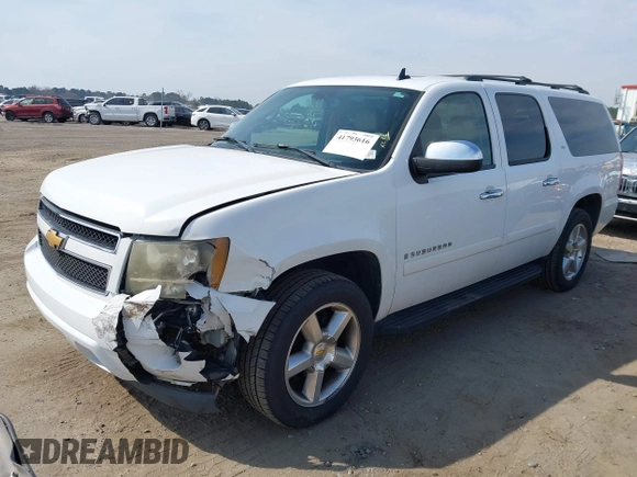 2008 Chevrolet Suburban LTZ with VIN 1GNFK16348R151711, listed as a IAAI auction lot 41793616 with 198,676 mi miles. Bid and sale history available at carsss.com. Image 17.