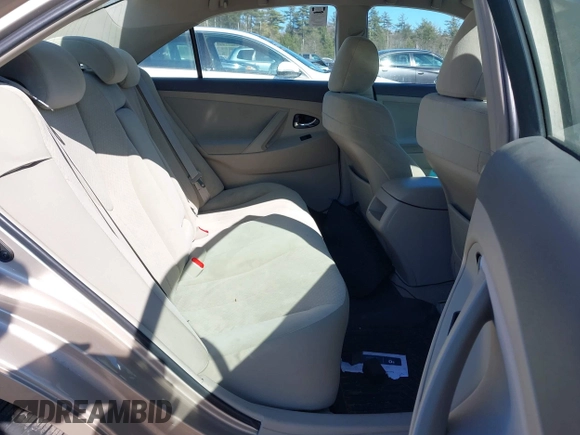 2009 Toyota Camry with VIN 4T4BE46K69R101190, listed as a IAAI auction lot 42054350 with 83,740 mi miles. Bid and sale history available at carsss.com. Image 8.