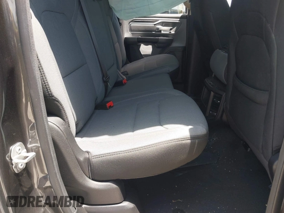 2020 Ram 1500 Big Horn с VIN 1C6RREBT2LN311820, выставлен на аукционе IAAI как лот 42372941 с пробегом 26 049 миль миль и . История ставок и продаж доступна на DreamBid. Изображение 8.