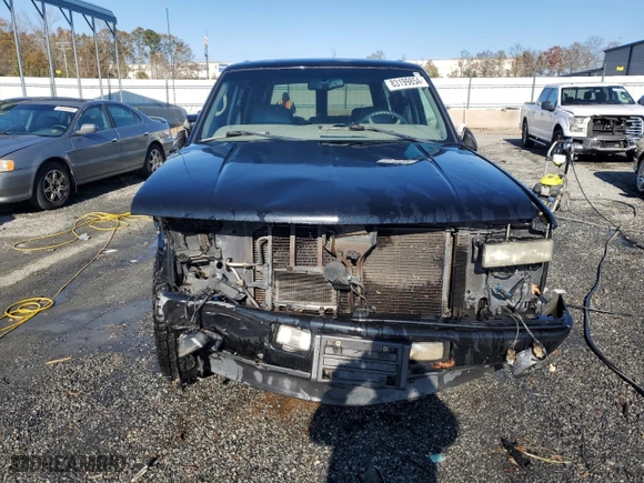 2000 Chevrolet Tahoe Limited with VIN 1GNEC13R5YR162203, listed as a Copart auction lot 83199854 with 347,572 mi miles and Salvage Title. Bid and sale history available at carsss.com. Image 5.