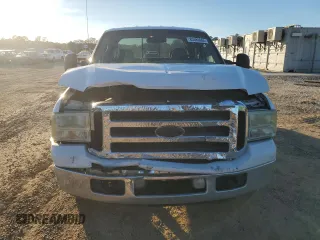 2006 Ford Super Duty F-250 XL with VIN 1FTSW20P36EA38110, listed as a Copart auction lot 83689684 with 0 mi miles and Salvage Title. Bid and sale history available at carsss.com. Image 5.