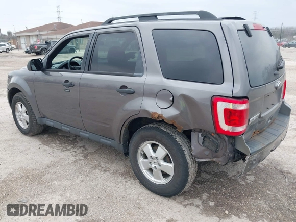 2012 Ford Escape XLT с VIN 1FMCU9DG7CKC60929, выставлен на аукционе IAAI как лот 42080935 с пробегом 246 476 миль миль и . История ставок и продаж доступна на DreamBid. Изображение 3.