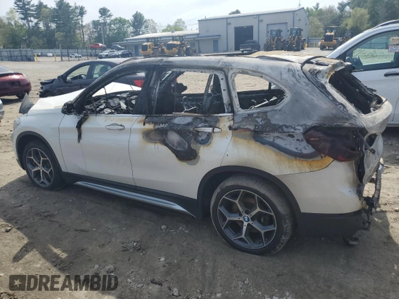 2019 BMW X1 xDrive28i with VIN WBXHT3C55K5L89892, listed as a Copart auction lot 55467665 with Not provided miles and Salvage title. Bid and sale history available at DreamBid. Image 2.