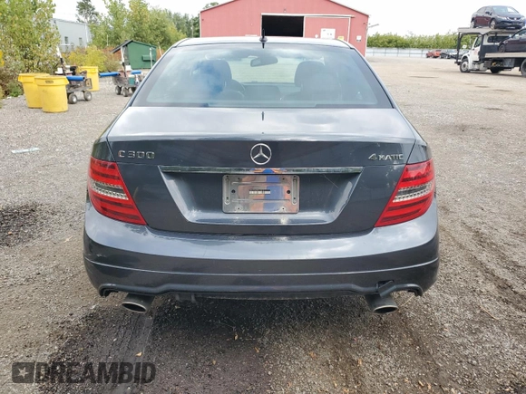 2013 Mercedes-Benz C 300 Sport with VIN WDDGF8AB5DG149017, listed as a Copart auction lot 70758944 with 99,378 mi miles and Salvage title. Bid and sale history available at DreamBid. Image 6.