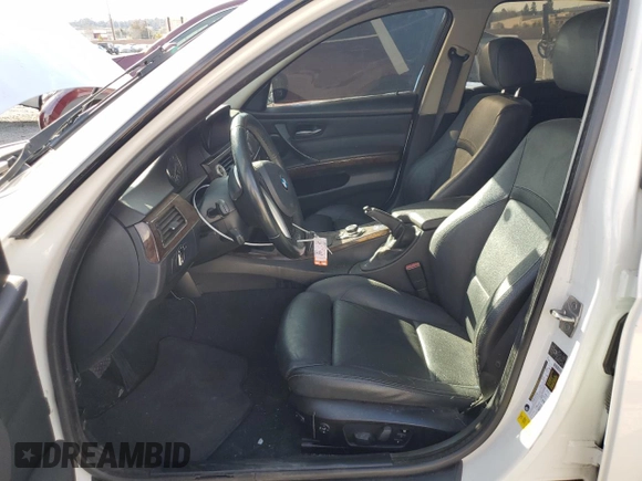 2010 BMW 3 Series 335i with VIN WBAPM7C59AA367071, listed as a Copart auction lot 42583825 with 165,386 mi miles and Salvage title. Bid and sale history available at DreamBid. Image 7.