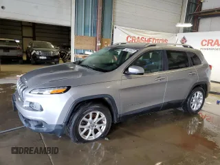 2017 Jeep Cherokee Latitude with VIN 1C4PJLCB9HW535816, listed as a Copart auction lot 52905295 with 61,648 mi miles and Clean Title. Bid and sale history available at DreamBid. Image 1.