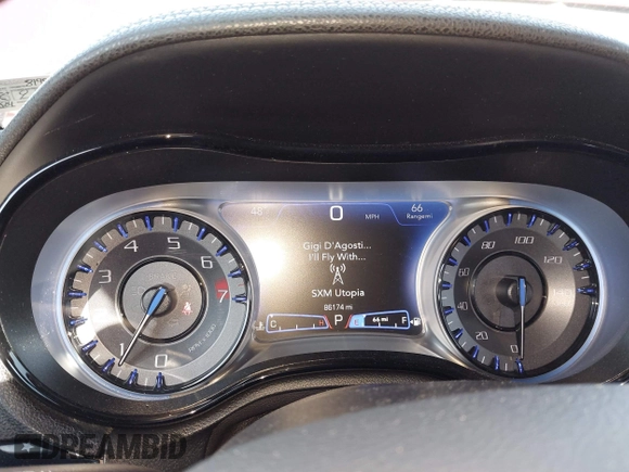 2019 Chrysler 300 with VIN 2C3CCAGG0KH586117, listed as a IAAI auction lot 41923456 with 86,174 mi miles. Bid and sale history available at carsss.com. Image 7.