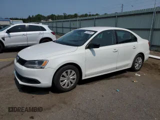 2014 Volkswagen Jetta S z VIN 3VW2K7AJ0EM304983, wystawiony jako Copart lot #67423844 z przebiegiem 96 338 mil mil oraz Czysty tytuł • Clean title. Historia ofert i sprzedaży dostępna na DreamBid. Obrazek 1.