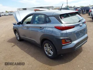 2019 Hyundai Kona SE with VIN KM8K1CAAXKU249380, listed as a IAAI auction lot 42092163 with 71,212 mi miles. Bid and sale history available at carsss.com. Image 3.