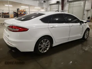 2019 Ford Fusion SE with VIN 3FA6P0HD1KR199646, listed as a Copart auction lot 51060015 with 63,305 mi miles and Salvage Title. Bid and sale history available at carsss.com. Image 3.
