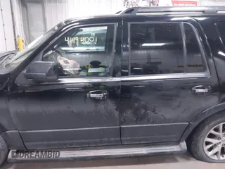 2016 Ford Expedition Limited with VIN 1FMJU2AT5GEF54592, listed as a IAAI auction lot 41494001 with 128,190 mi miles and . Bid and sale history available at DreamBid. Image 14.