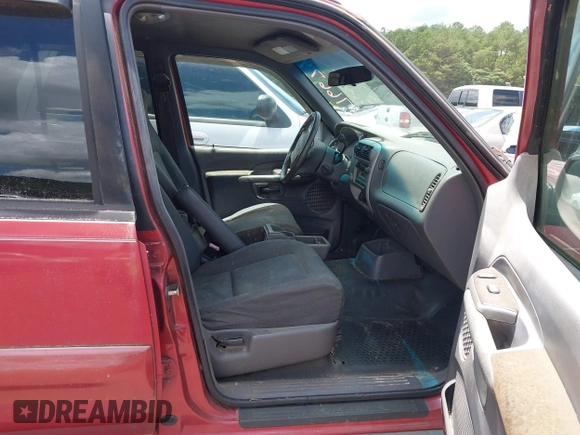 2002 Ford Explorer Sport Trac Value с VIN 1FMZU67E92UB76679, выставлен на аукционе IAAI как лот 42512512 с пробегом 274 951 миль миль и . История ставок и продаж доступна на DreamBid. Изображение 5.