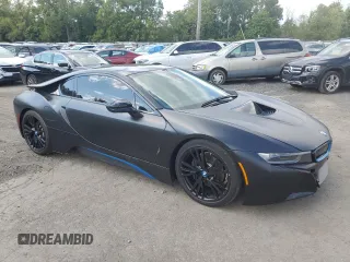 2016 BMW i8 z VIN WBY2Z2C53GV675984, wystawiony jako Copart lot #68881064 z przebiegiem 49 839 mil mil oraz Szkoda całkowita • Salvage title. Historia ofert i sprzedaży dostępna na DreamBid. Obrazek 4.