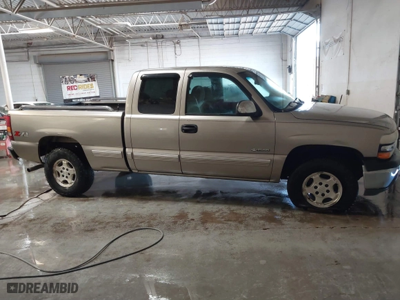 2002 Chevrolet Silverado 1500 LT with VIN 2GCEK19T721281465, listed as a IAAI auction lot 41347156 with 276,371 mi miles. Bid and sale history available at carsss.com. Image 13.