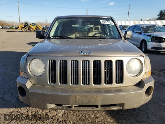 2008 Jeep Patriot Sport with VIN 1J8FF28W18D749495, listed as a Copart auction lot 89051465 with 159,067 mi miles and Salvage Title. Bid and sale history available at carsss.com. Image 5.