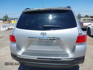 2012 Toyota Highlander z VIN 5TDZK3EH9CS053511, wystawiony jako IAAI lot #42188902 z przebiegiem 300 644 mil mil oraz . Historia ofert i sprzedaży dostępna na DreamBid. Obrazek 16.