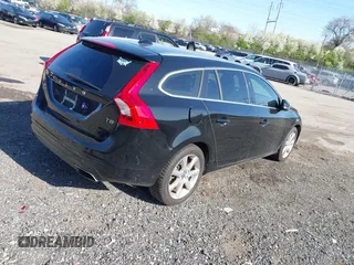 2017 Volvo V60 Premier with VIN YV140MEK5H1349304, listed as a IAAI auction lot 41991653 with 77,439 mi miles and . Bid and sale history available at DreamBid. Image 4.