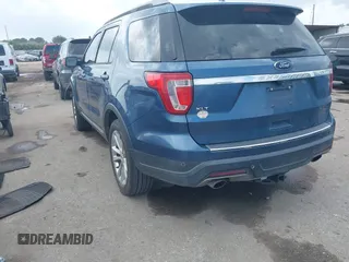 2018 Ford Explorer XLT z VIN 1FM5K7D80JGA25011, wystawiony jako IAAI lot #42155280 z przebiegiem 134 579 mil mil oraz . Historia ofert i sprzedaży dostępna na DreamBid. Obrazek 3.