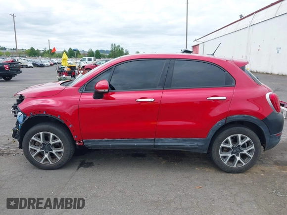 2016 FIAT 500X Trekking z VIN ZFBCFYCT3GP344636, wystawiony jako IAAI lot #41991849 z przebiegiem 54 270 mil mil oraz . Historia ofert i sprzedaży dostępna na DreamBid. Obrazek 15.