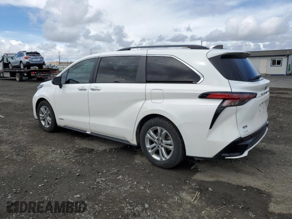 2021 Toyota Sienna XSE with VIN 5TDDSKFC7MS037087, listed as a Copart auction lot 50401395 with 81,184 mi miles and Salvage Title. Bid and sale history available at carsss.com. Image 2.