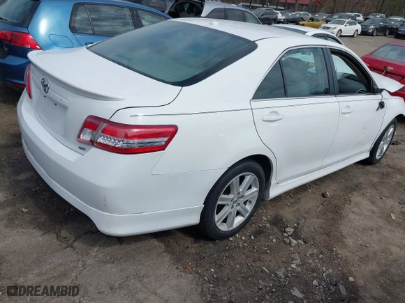 2011 Toyota Camry LE with VIN 4T1BK3EK7BU626795, listed as a IAAI auction lot 41650243 with 150,697 mi miles. Bid and sale history available at carsss.com. Image 4.