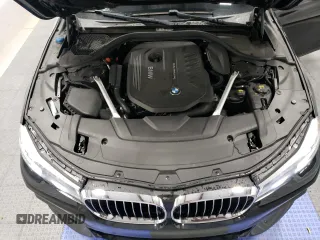 2019 BMW 7 Series 740i xDrive with VIN WBA7E4C50KGV28739, listed as a Copart auction lot 69882784 with 24,695 mi miles and Clean title. Bid and sale history available at DreamBid. Image 11.
