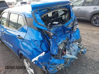 2023 Nissan Kicks S z VIN 3N1CP5BV9PL568018, wystawiony jako IAAI lot #42382781 z przebiegiem 83 069 mil mil oraz . Historia ofert i sprzedaży dostępna na DreamBid. Obrazek 17.