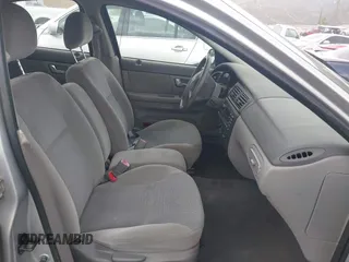 2002 Ford Taurus SE Standard with VIN 1FAFP58U82G227382, listed as a IAAI auction lot 41670977 with 66,354 mi miles. Bid and sale history available at carsss.com. Image 5.