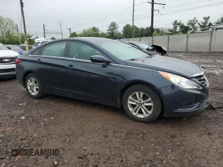 2013 Hyundai Sonata GLS with VIN 5NPEB4AC3DH779631, listed as a Copart auction lot 54946595 with 98,237 mi miles and Salvage Title. Bid and sale history available at carsss.com. Image 4.
