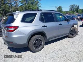 2025 Honda Pilot TrailSport z VIN 5FNYG1H64SB020902, wystawiony jako IAAI lot #42455539 z przebiegiem 11 645 mil mil oraz . Historia ofert i sprzedaży dostępna na DreamBid. Obrazek 4.