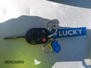 2015 Ford Transit z VIN 1FTNE1CM8FKB16085, wystawiony jako IAAI lot #42438768 z przebiegiem Nie podano mil oraz . Historia ofert i sprzedaży dostępna na DreamBid. Obrazek 11.