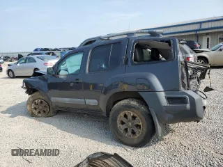 2015 Nissan Xterra Pro-4X z VIN 5N1AN0NWXFN664591, wystawiony jako Copart lot #60423525 z przebiegiem 246 477 mil mil oraz Szkoda całkowita • Salvage title. Historia ofert i sprzedaży dostępna na DreamBid. Obrazek 2.