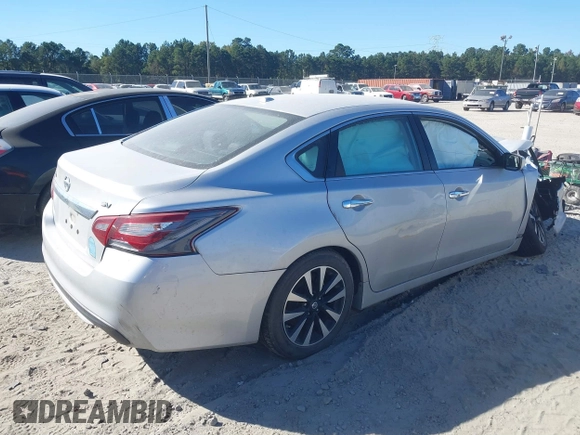 2018 Nissan Altima SR with VIN 1N4AL3AP4JC205173, listed as a IAAI auction lot 40567623 with 110,262 mi miles and . Bid and sale history available at DreamBid. Image 4.