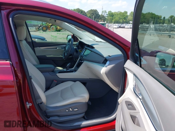 2017 Cadillac XT5 Luxury FWD z VIN 1GYKNBRS3HZ293677, wystawiony jako IAAI lot #42043025 z przebiegiem 89 975 mil mil oraz . Historia ofert i sprzedaży dostępna na DreamBid. Obrazek 5.