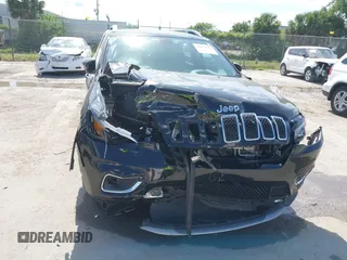 2019 Jeep Cherokee Limited with VIN 1C4PJLDB2KD387798, listed as a IAAI auction lot 39462992 with 20,173 mi miles and . Bid and sale history available at DreamBid. Image 6.