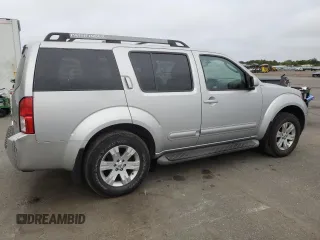 2005 Nissan Pathfinder LE with VIN 5N1AR18WX5C741945, listed as a Copart auction lot 71729874 with 130,975 mi miles and Salvage Title. Bid and sale history available at carsss.com. Image 3.