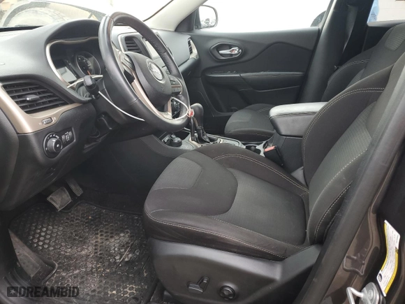 2016 Jeep Cherokee Altitude with VIN 1C4PJMCB1GW269003, listed as a Copart auction lot 88461235 with 73,349 mi miles and Salvage Title. Bid and sale history available at carsss.com. Image 7.