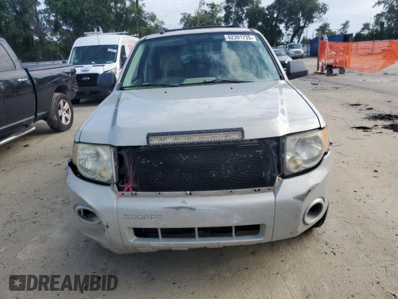 2008 Ford Escape XLT with VIN 1FMCU03108KD50732, listed as a Copart auction lot 62391735 with 224,973 mi miles and Salvage title. Bid and sale history available at DreamBid. Image 5.