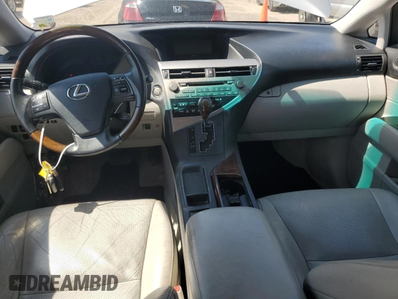 2010 Lexus RX 350 с VIN 2T2ZK1BA5AC002133, выставлен на аукционе Copart как лот 61898055 с пробегом 109 124 миль миль и Списание • Salvage title. История ставок и продаж доступна на DreamBid. Изображение 8.