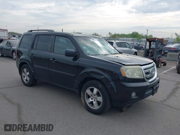 2011 Honda Pilot EX-L with VIN 5FNYF4H61BB078003, listed as a IAAI auction lot 42181724 with 327,236 mi miles and . Bid and sale history available at carsss.com. Image 1.