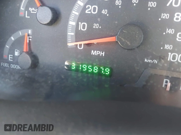 2002 Ford F-150 XL with VIN 1FTRF17W52KE24870, listed as a IAAI auction lot 42024831 with 319,578 mi miles and . Bid and sale history available at DreamBid. Image 15.