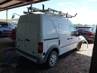 2011 Ford Transit Connect XLT z VIN NM0LS7BN9BT066599, wystawiony jako IAAI lot #42543645 z przebiegiem 134 332 mil mil oraz . Historia ofert i sprzedaży dostępna na DreamBid. Obrazek 4.