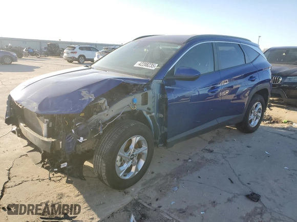 2024 Hyundai Tucson SEL with VIN 5NMJB3DE5RH332342, listed as a Copart auction lot 42208235 with 17,756 mi miles and Salvage Title. Bid and sale history available at carsss.com. Image 1.
