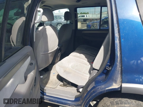 2004 Ford Explorer XLT z VIN 1FMZU73W34ZB38844, wystawiony jako IAAI lot #42216933 z przebiegiem 143 096 mil mil oraz . Historia ofert i sprzedaży dostępna na DreamBid. Obrazek 8.