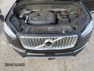 2016 Volvo XC90 with VIN YV4A22PN2G1002958, listed as a Copart auction lot 84797144 with 63,570 mi miles and Salvage Title. Bid and sale history available at DreamBid. Image 12.